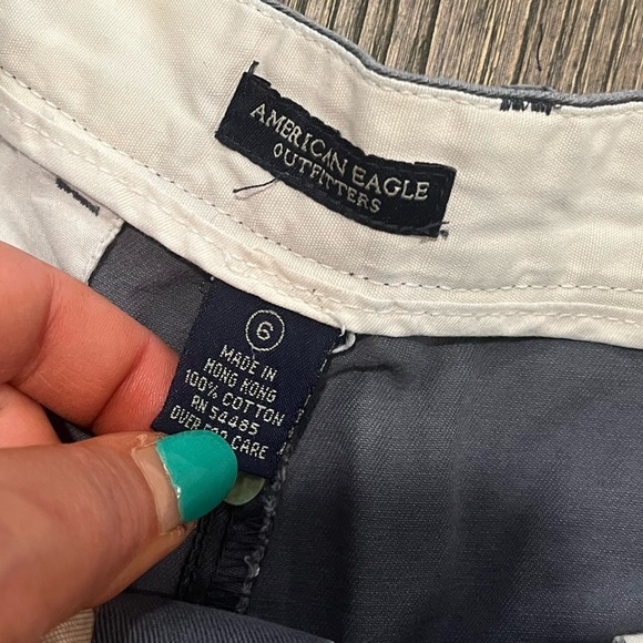 American Eagle Outfitters Womens Shorts Mid-Rise Button Zip Cotton Gray Size 6 - Picture 5 of 7